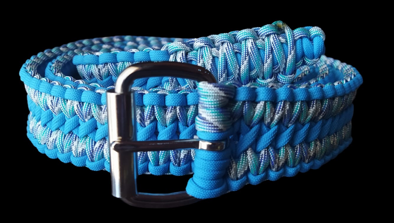 Paracord belt