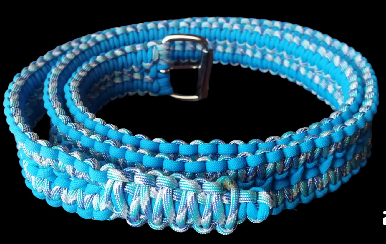 Paracord belt